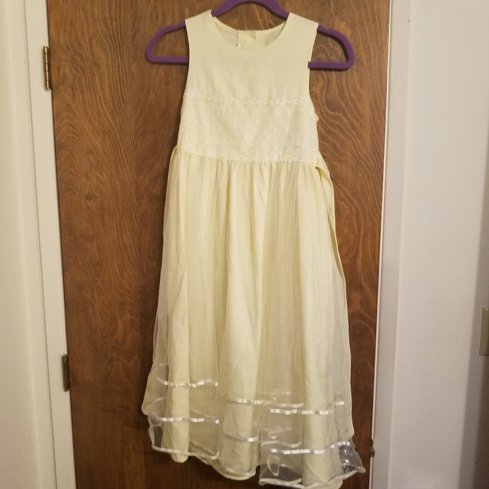 Yellow formal little girls size 10 dress